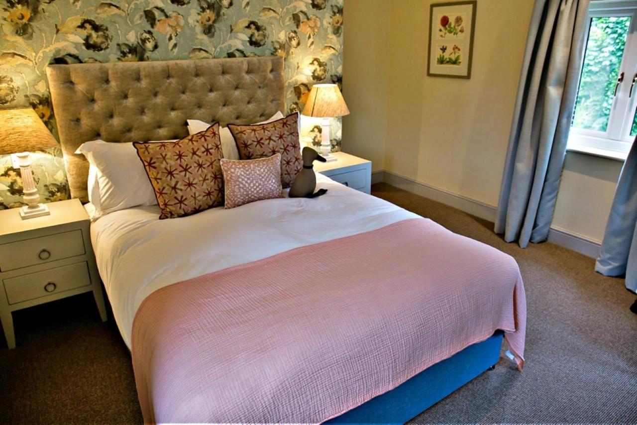 Hotel The Old Mill à Lymington Extérieur photo