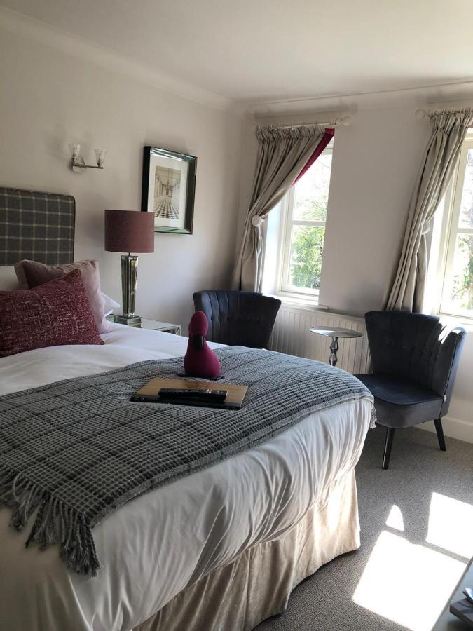 Hotel The Old Mill à Lymington Extérieur photo